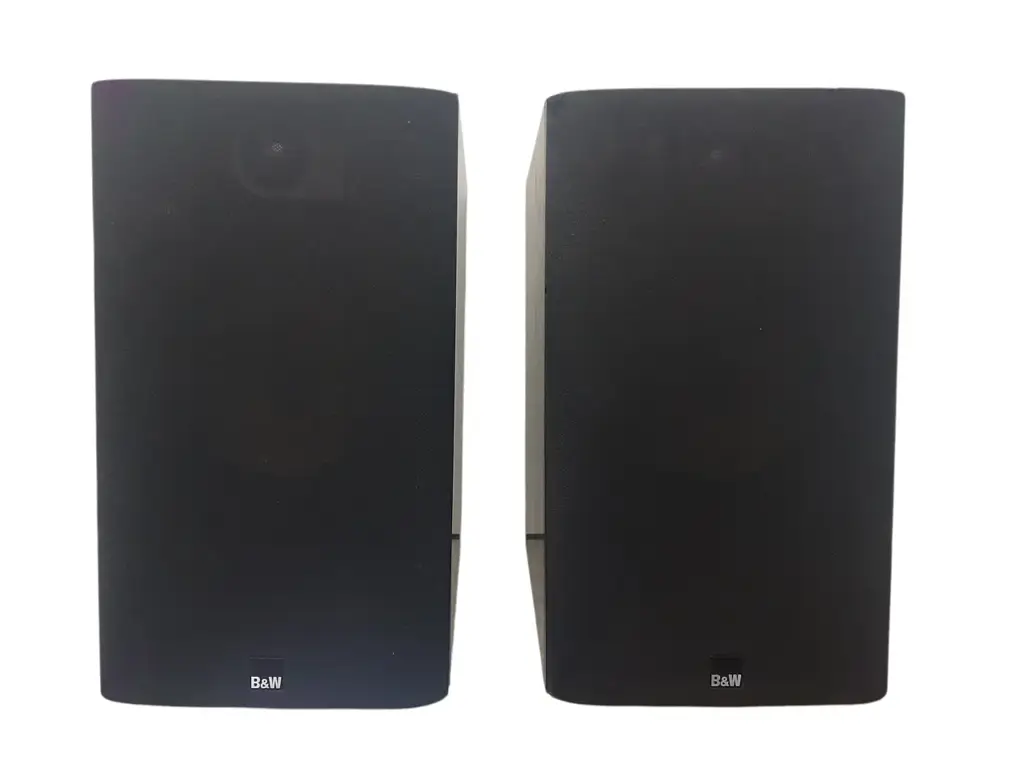 Bowers & Wilkins 685 Bookshelf Speaker Pair (Black) - View 3