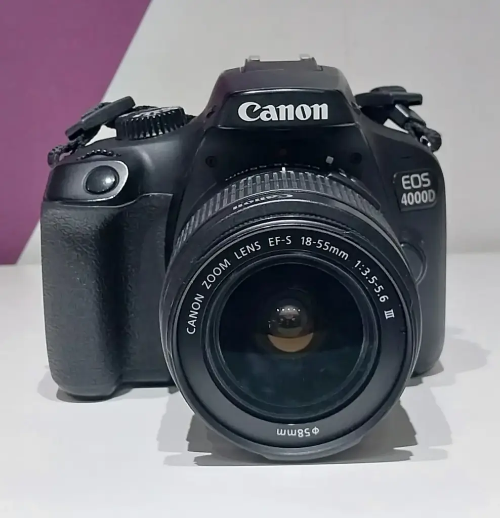 Camera Canon 4000D - View 2