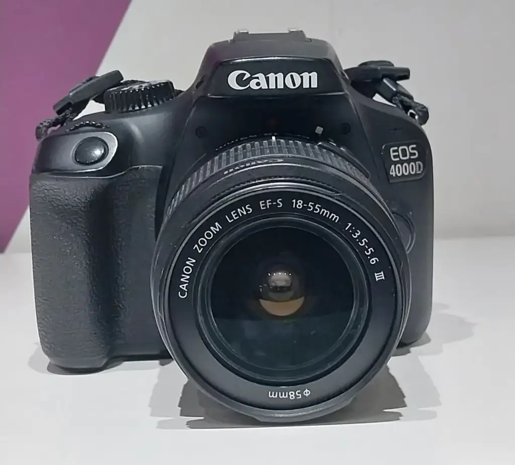 Camera Canon 4000D - View 3