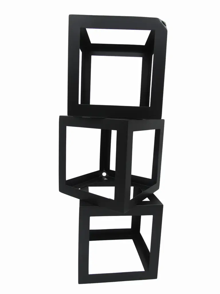 3 Lights Linear Cluster Geometric Cube - View 2