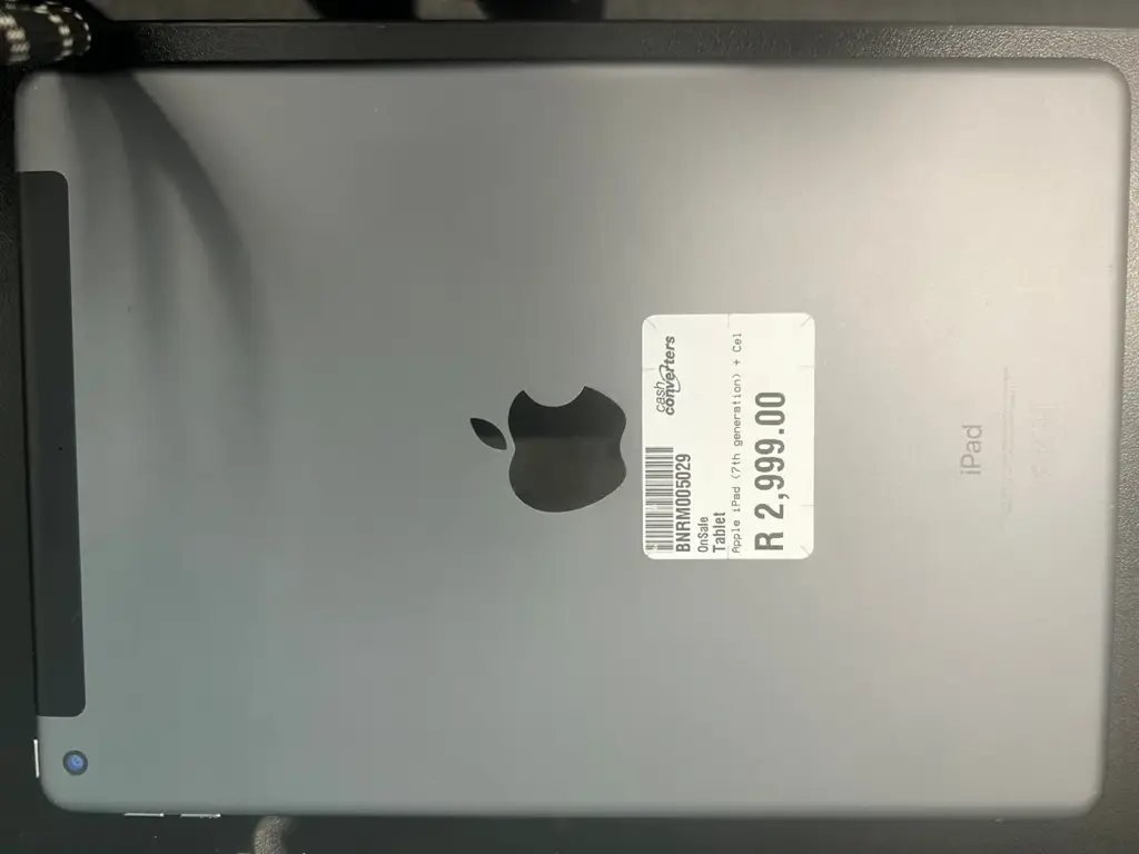 Apple Ipad 7Th Generation - View 2