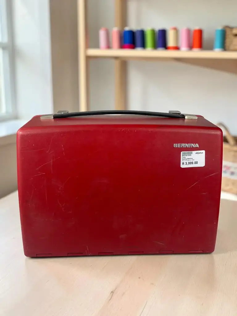 Bernina Record 830 - View 5