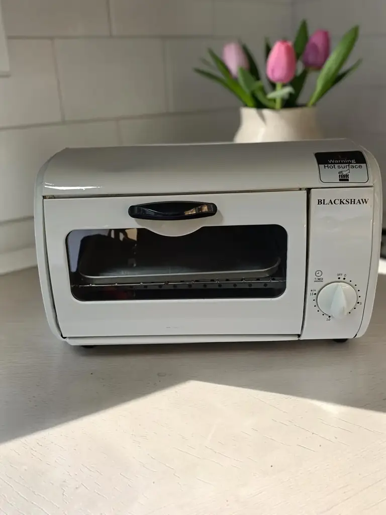 Black Shaw Hk-601 Oven