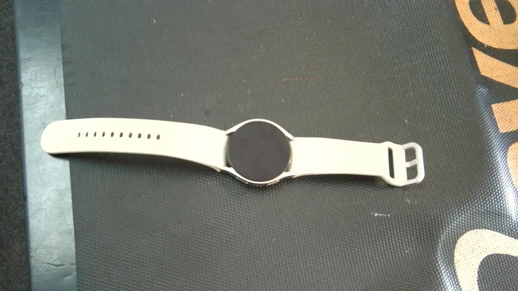 Samsung Galaxy Watch6 (Sm-R935f) Lte – Pre-Owned - View 2