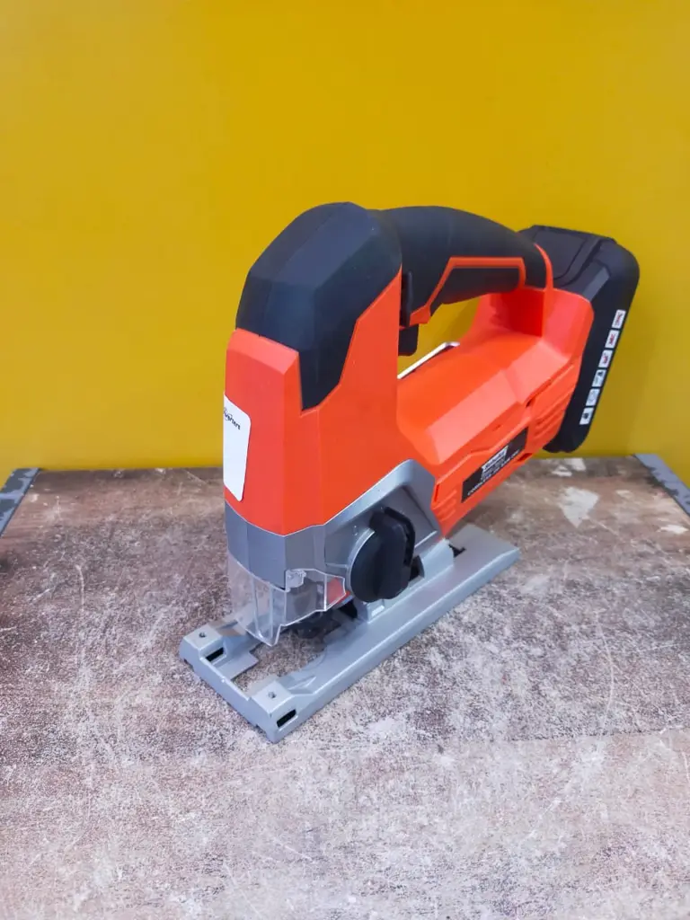 Schultz Cordless Jigsaw - View 3