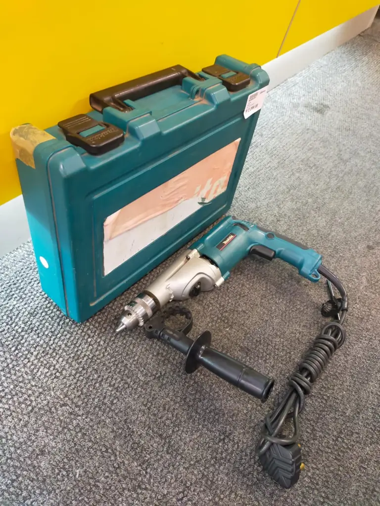 Makita Hammer Drill Hp2070 - View 3