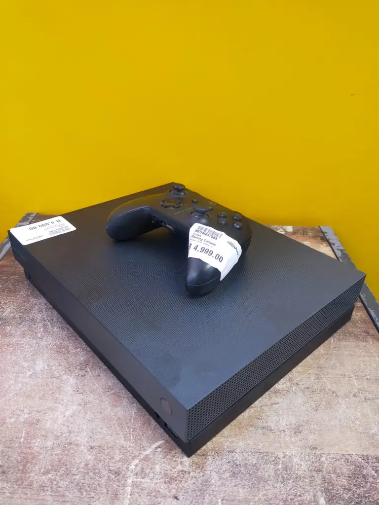 Xbox One X 1Tb Gaming Console - 1X Controller - View 6