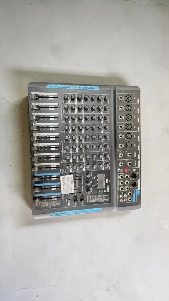 Powerworks X10bt-Ufx 8-Channel Mixer With Dsp