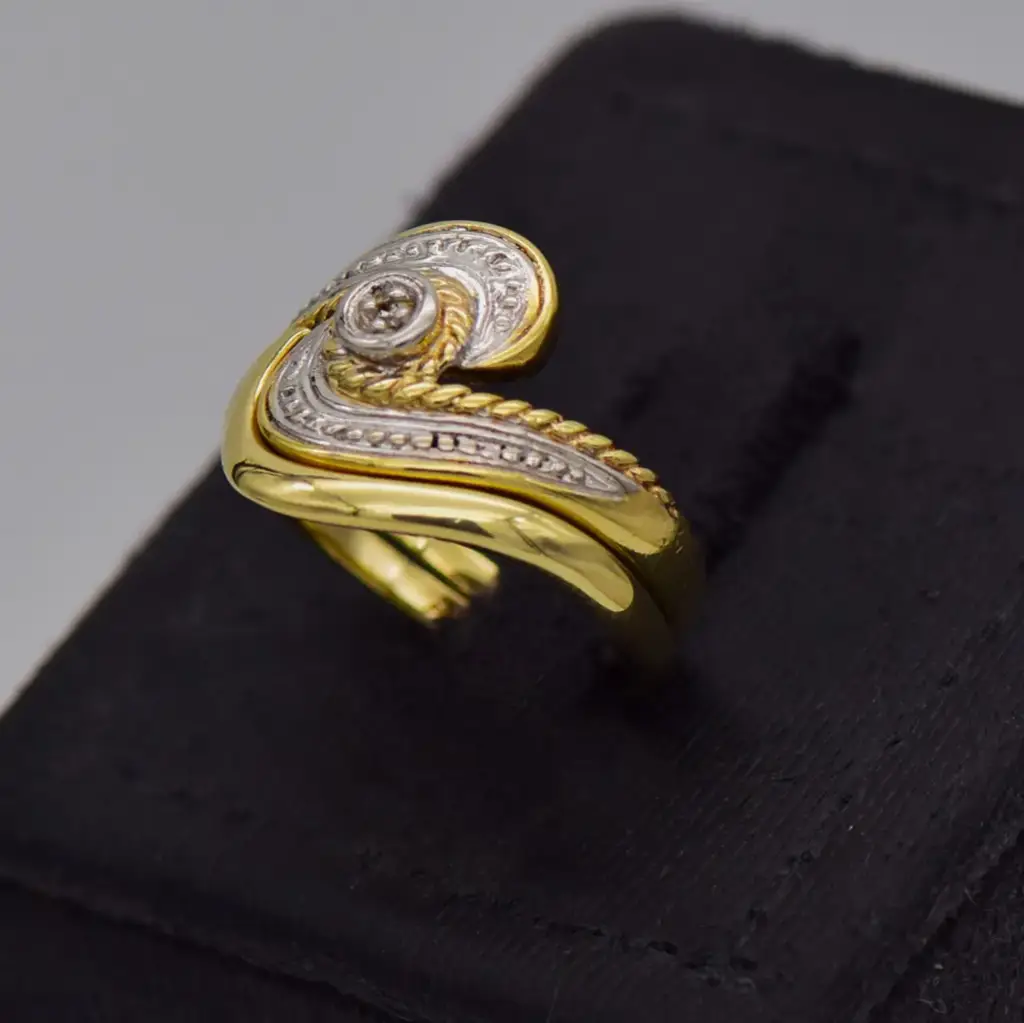 9ct Yellow Gold Wedding Ring Twin Set - View 3
