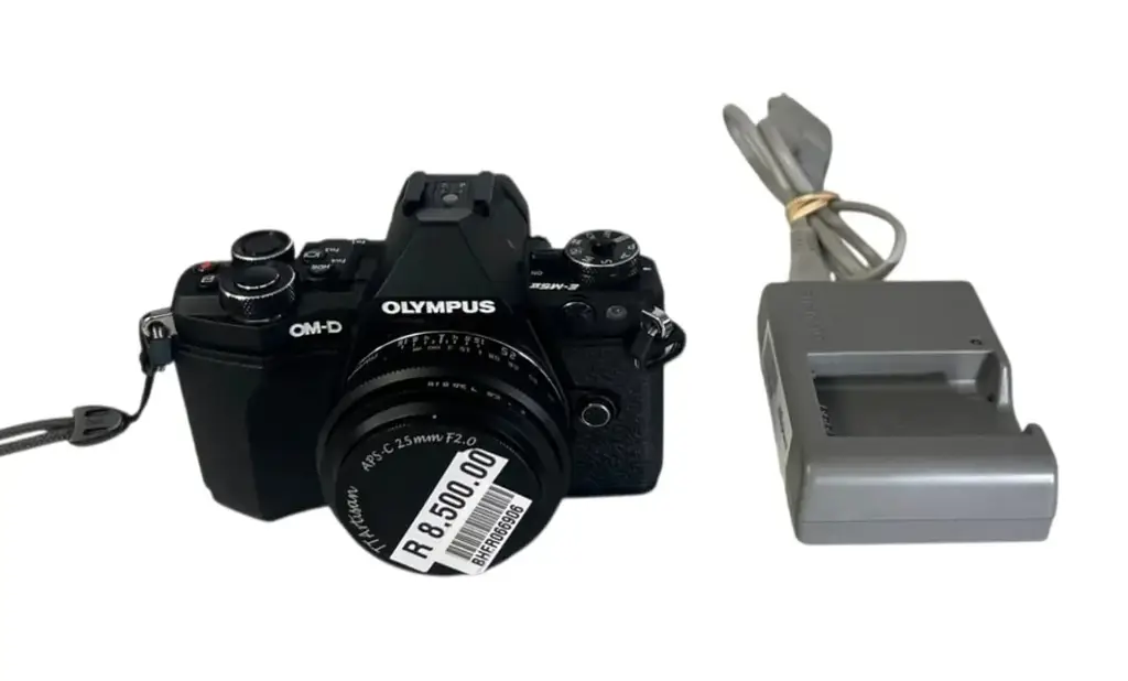 Olympus E-M5 Mark Iii Digital Camera - View 4