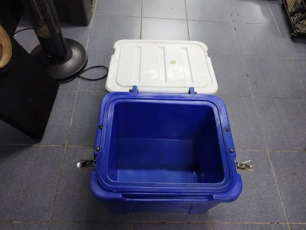 Eco Tank Cooler Box - Large - View 2