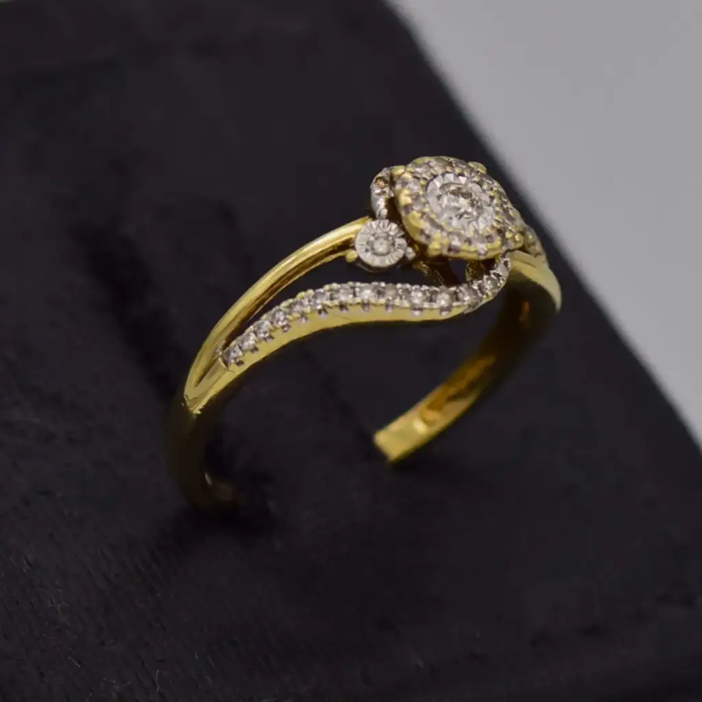 9Ct Yellow Gold Engagement Ring - View 2