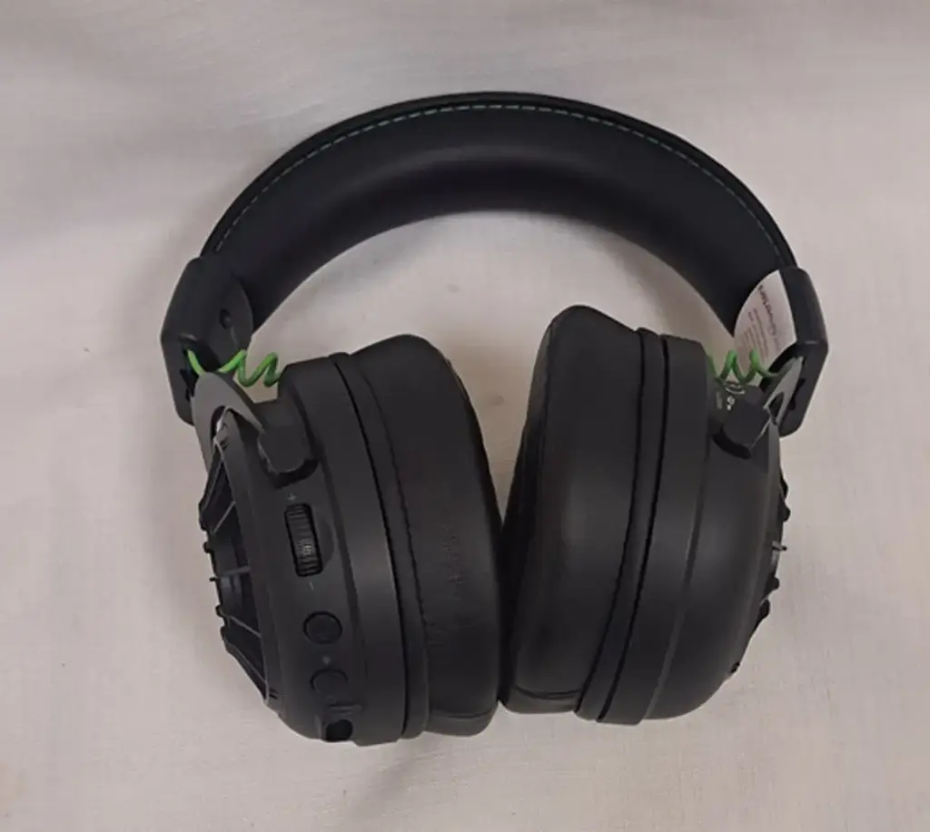 Star Engine Pro Wired Headphone - View 3