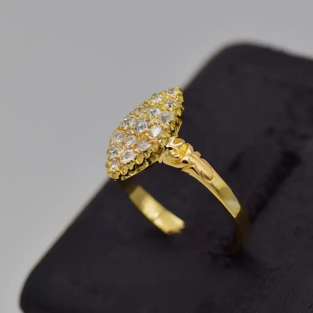 18ct Yellow Gold Dress Ring - View 3