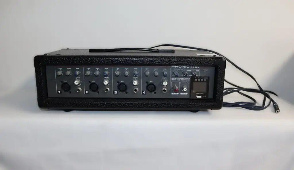 Phonic Powerpod 410R Powered Mixer