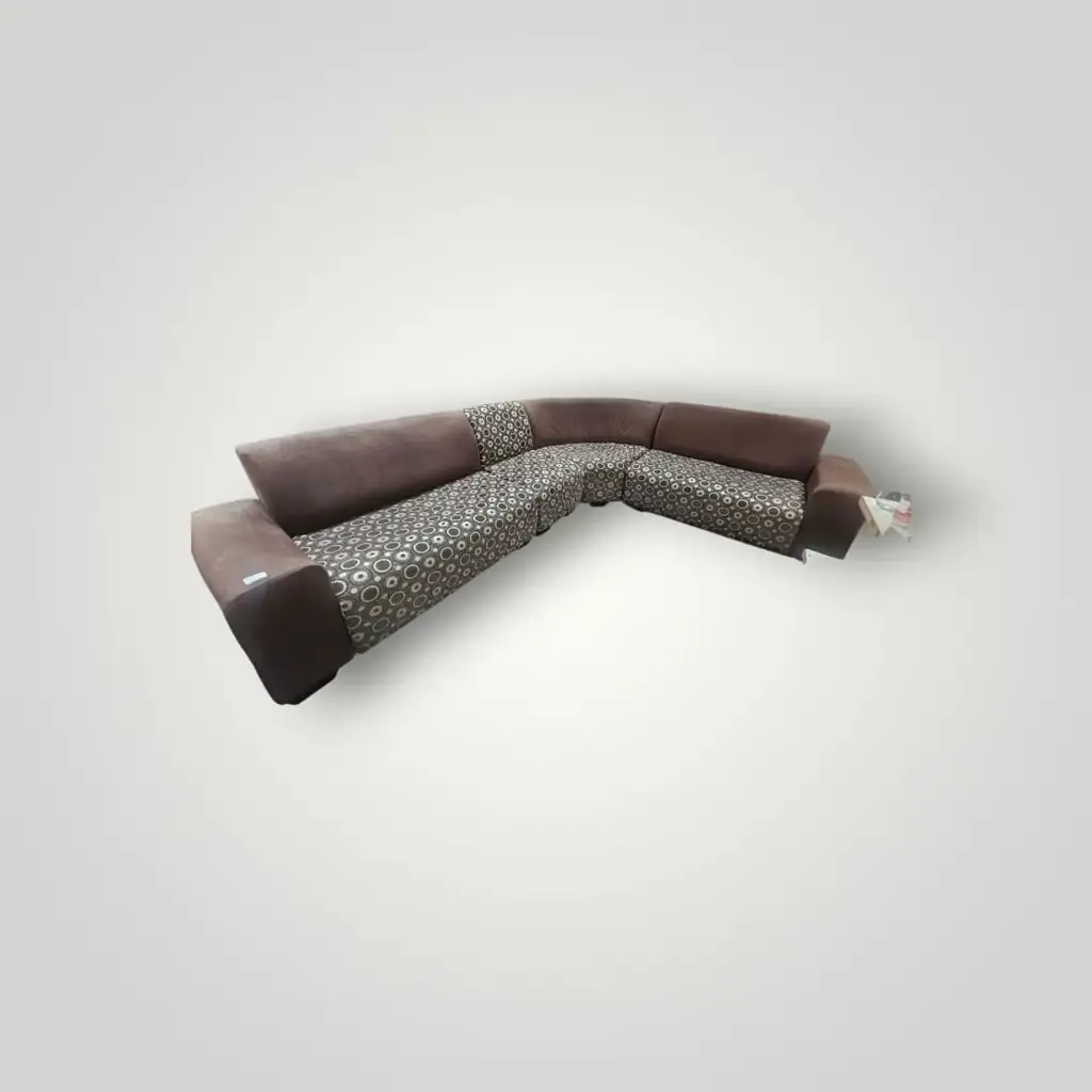 Corner Lounge Suite - View 3