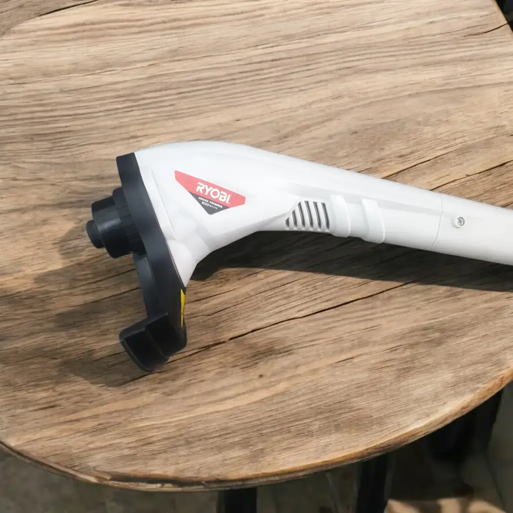 Ryobi Rtl-310 Bush Cutter - View 2