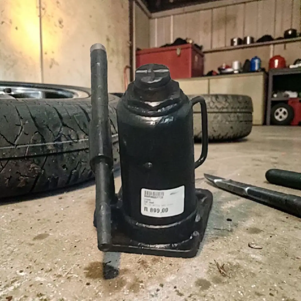 Car Jack 50 Ton Bottle - View 3