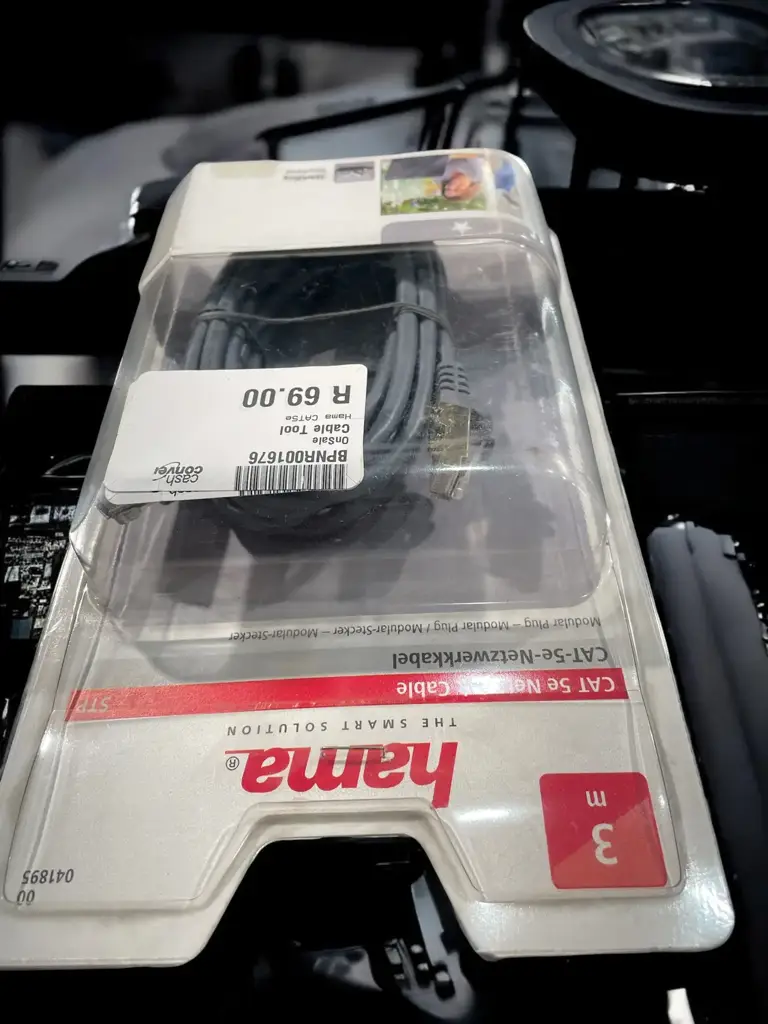 Hama Cat5e Gold-Plated Shielded Stp Network Cable - View 2