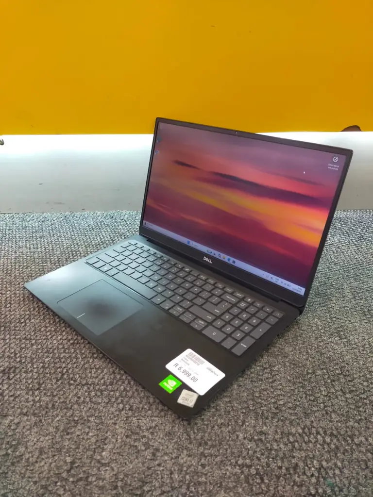 Dell Vostro 5590 Core i7, 10Th Gen, 16Gb Ram & 512Ssd Laptop - View 3