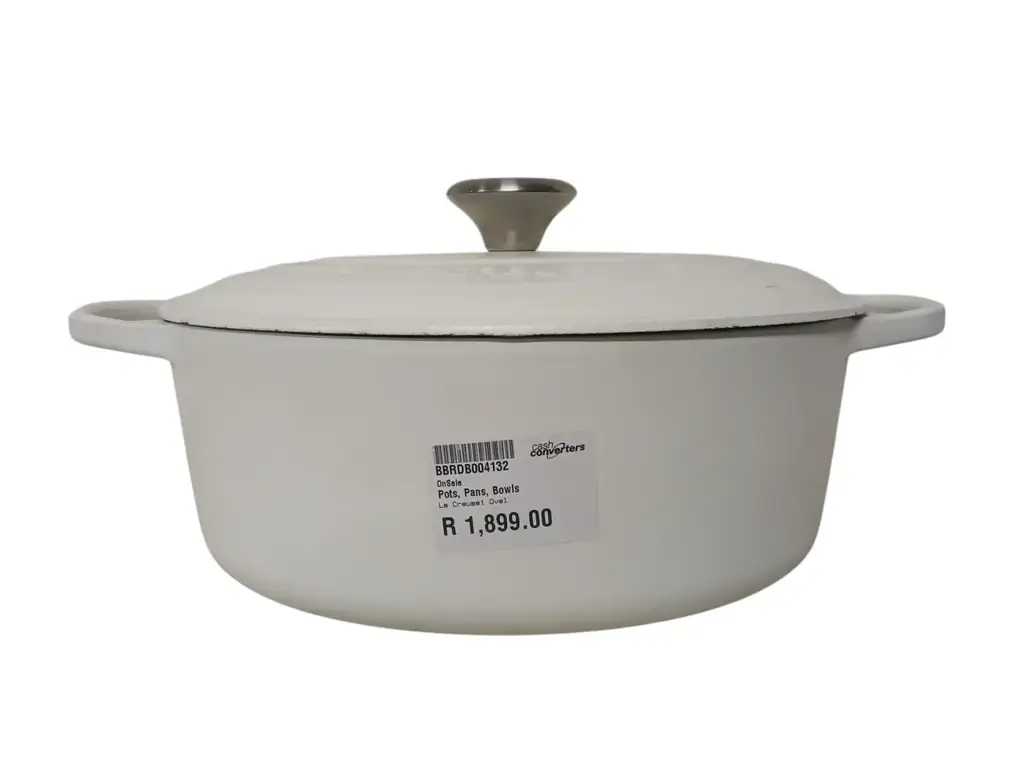 Le Creuset Oval Casserole 29Cm (5Qt / 4.7L) - Made In France - View 2