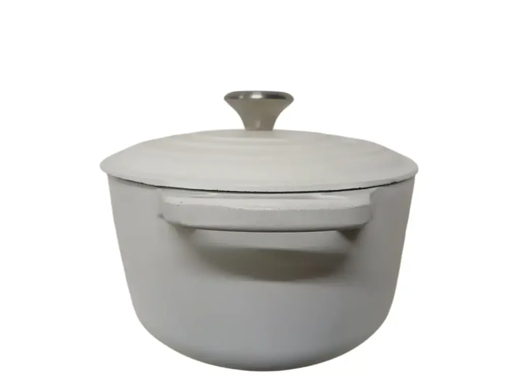 Le Creuset Oval Casserole 29Cm (5Qt / 4.7L) - Made In France - View 3