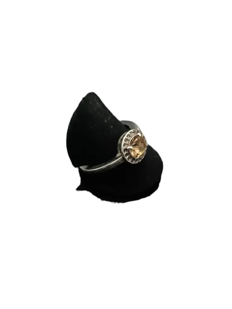 Ladies Silver Ring - View 3