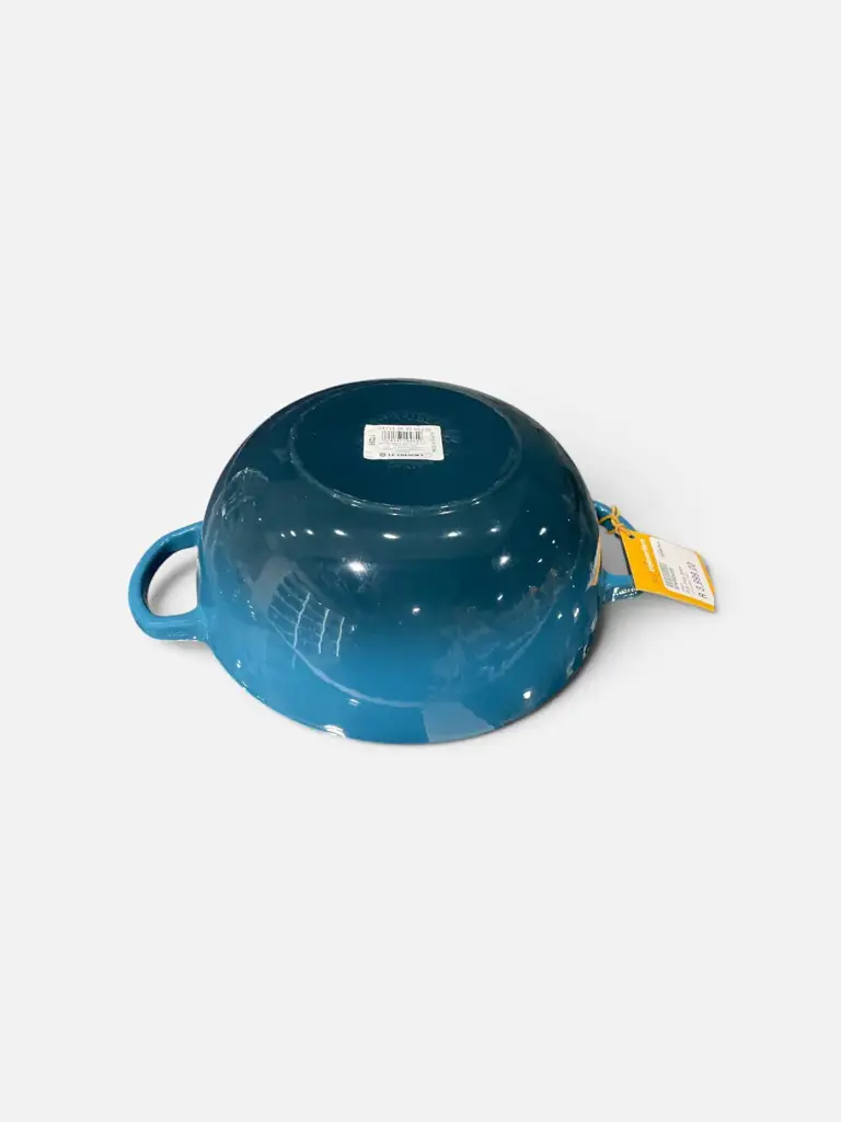 Le Creuset Cast Iron Signature Soup Pot 26Cm - View 2