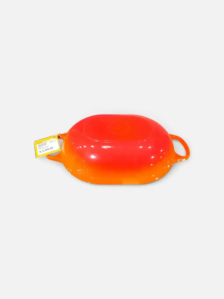 Le Creuset Cast Iron Signature Oblong Casserole 31Cm - View 3
