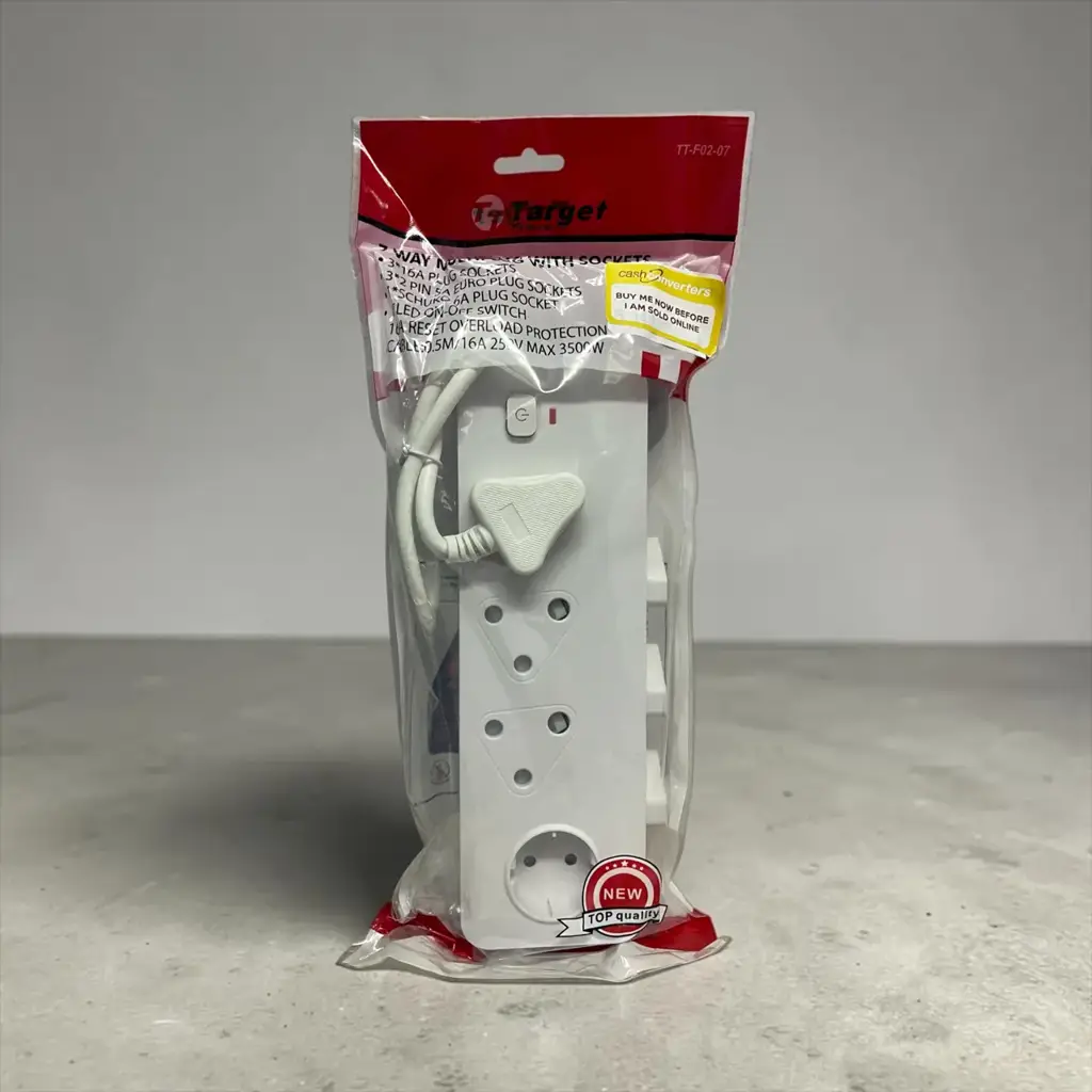 7 Way Multi-Plug With Sockets