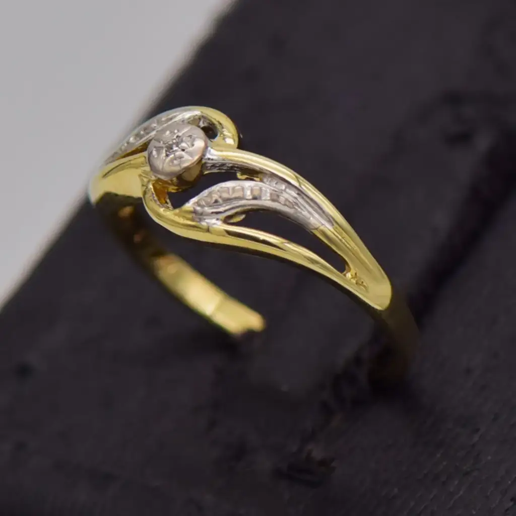 9ct Yellow Gold Dress Ring - View 3