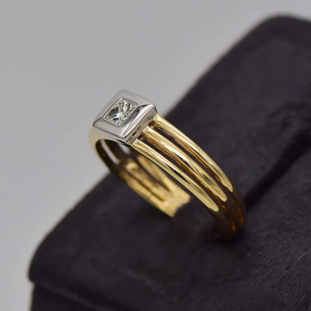 14ct Yellow Gold Dress Ring - View 3