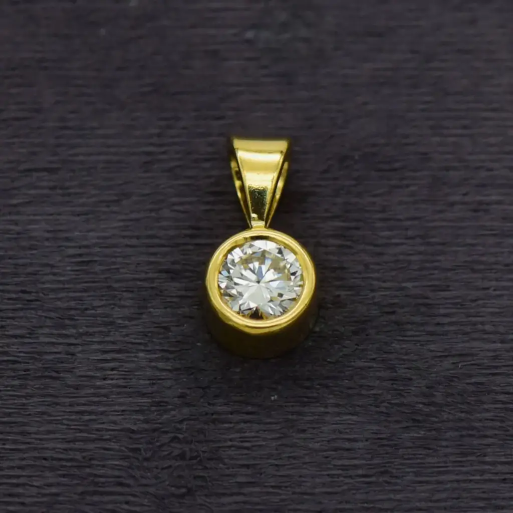 18ct Yellow Gold Pendant