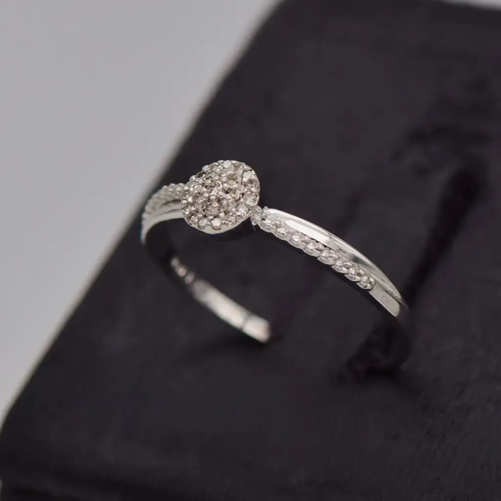 18ct White Gold Engagement Ring - View 3